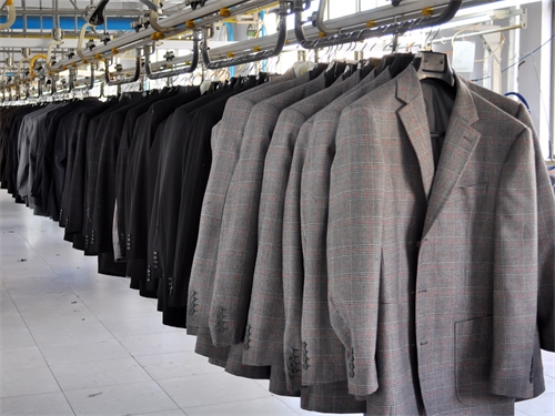 南寧制衣廠的技術革新與生產效率