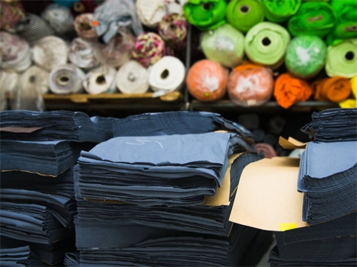 從原材料到時(shí)尚精品的非凡過程